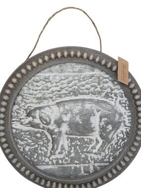 Rhyne & Son Rustic Metal Pig Wall Art Rope Hanger Farmhouse Round Distressed